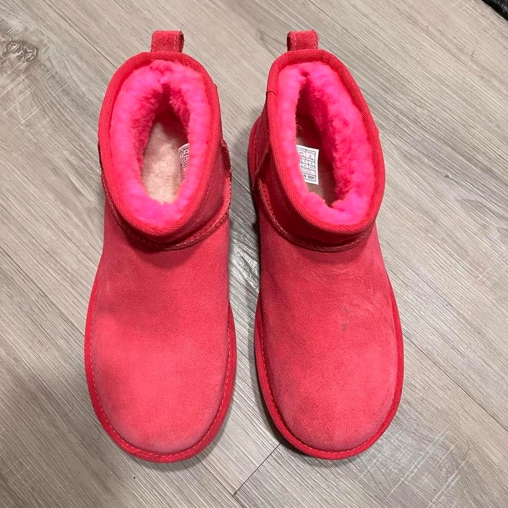 UGG Classic Ultra Mini Boots